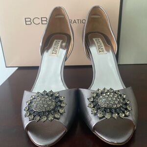 Badgley Mischka Silver Heels Elegant Design.
